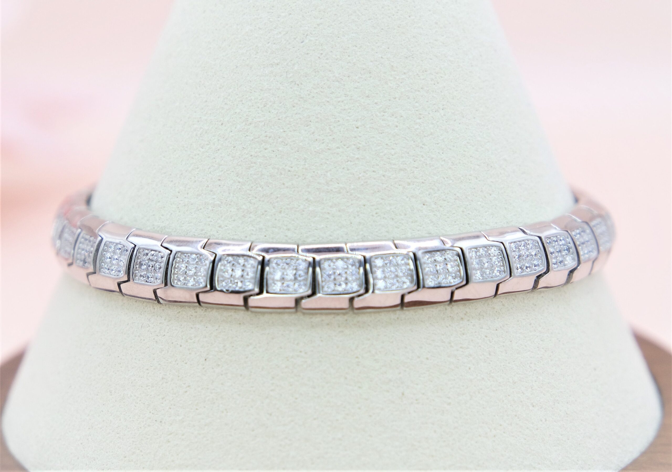 925 Sterling Silver Cubic Zirconia Chain Bracelet.